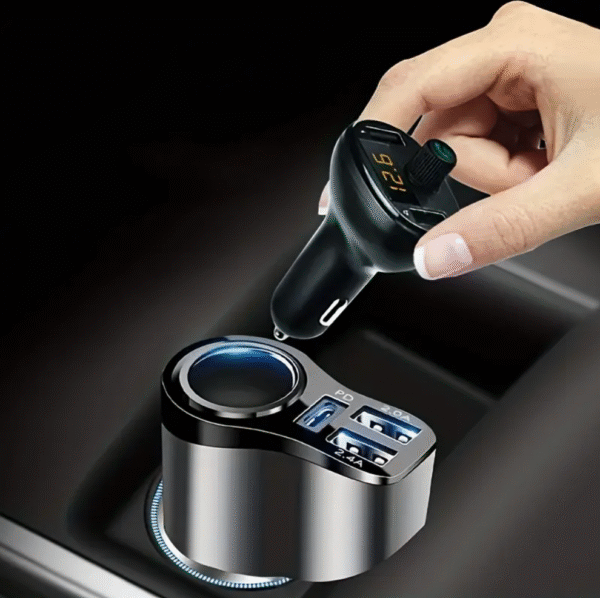 4 in 1 USB C 47W Car Charger with Multi Port in White